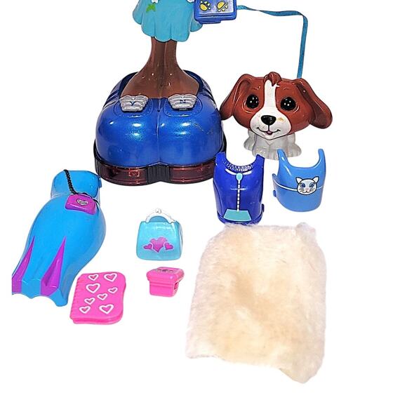 9" Vintage 1999 "TIA" Interactive Talking Diva Starz Doll W/Dog, Outfits & More - Picture 4 of 11